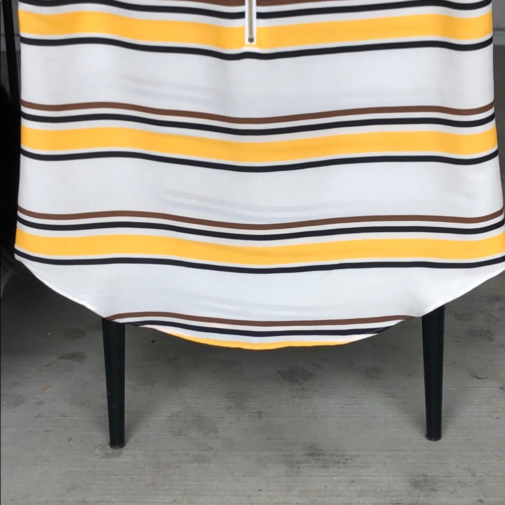 Express Top - Picture 3 of 3